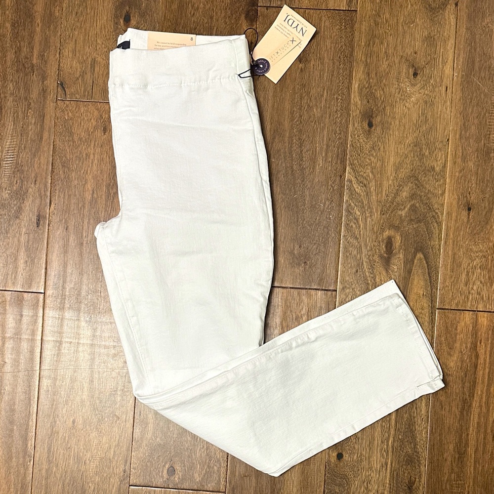 NWT NYDJ skinny ankle jeans - optic white - Pull On - size 8